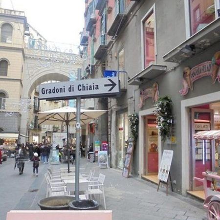 Gradoni Chiaia Holiday Homes Naples Luaran gambar