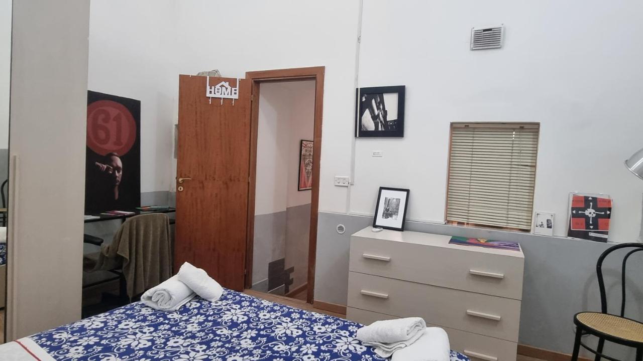Gradoni Chiaia Holiday Homes Naples Luaran gambar